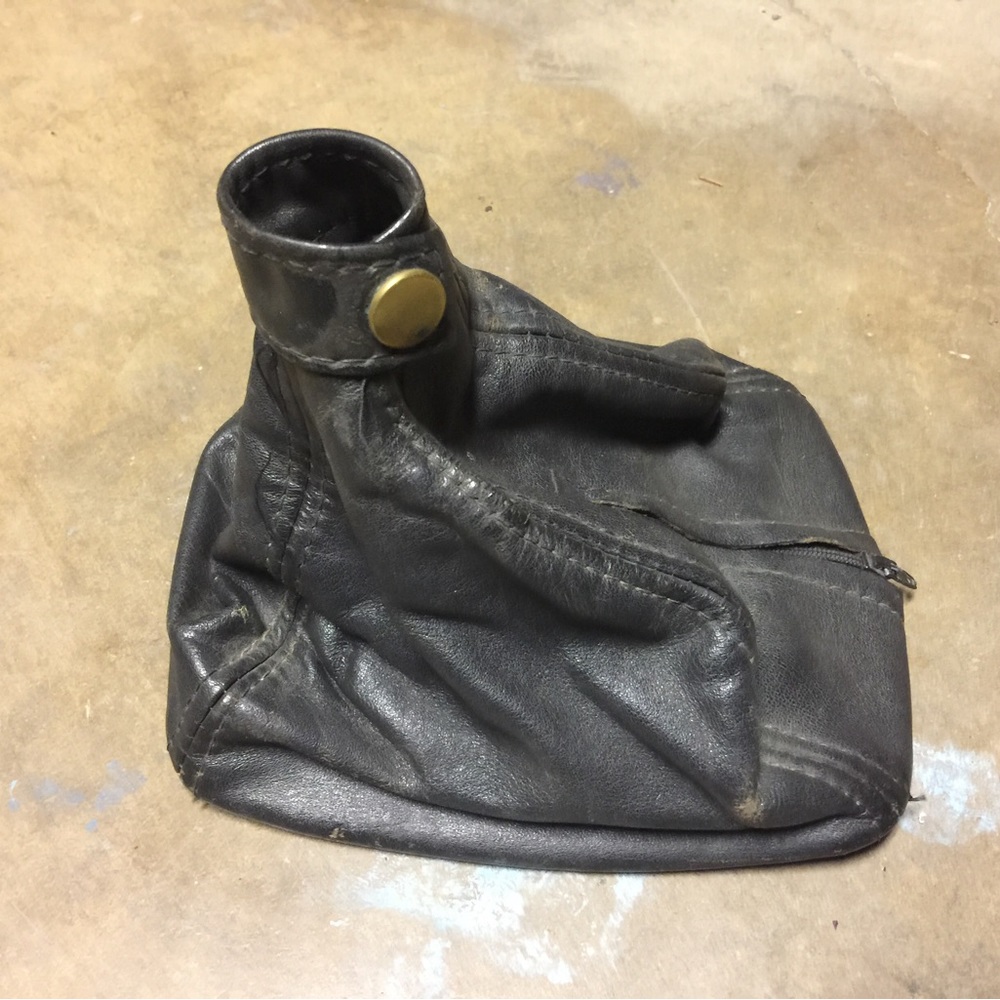 Volvo 240 Black Leather 4 Speed Shifter Boot